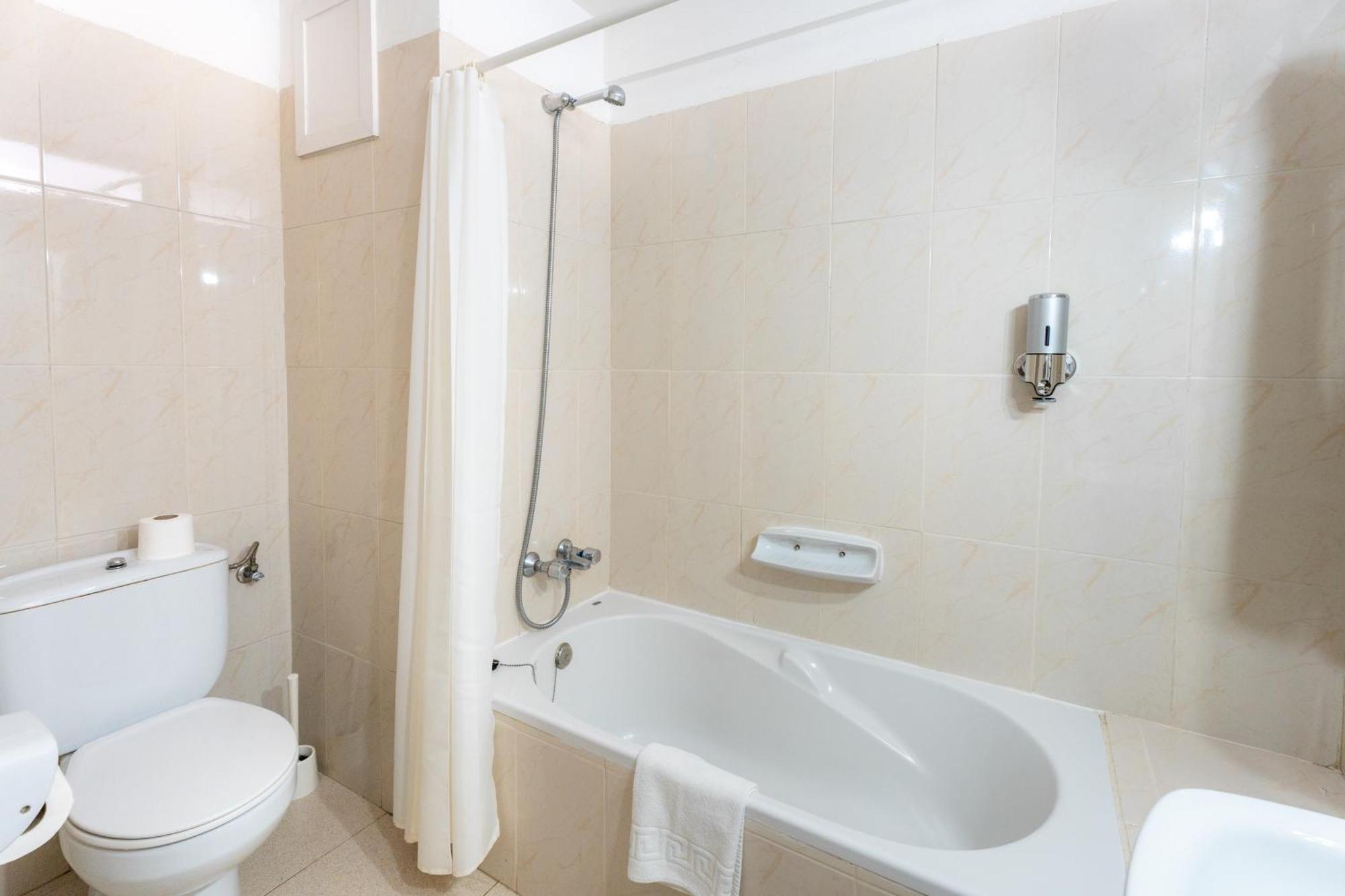 Apartamentos Borinquen ปลายาเดลาสอเมริกาส ภายนอก รูปภาพ