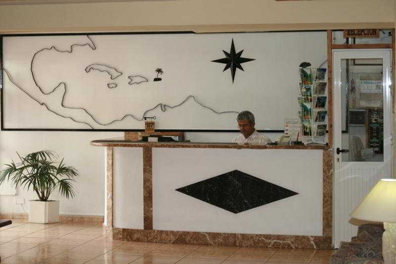 Apartamentos Borinquen ปลายาเดลาสอเมริกาส ภายนอก รูปภาพ